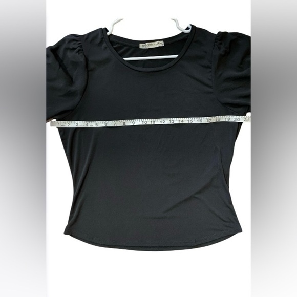 Elegant Black Women's Top with puffy sheer sleeves size large - Picture 2 of 8